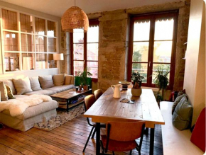 Loft lumineux centré avec vue panoramique